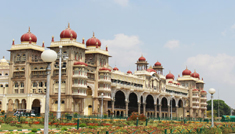 Taxi Coimbatore - Tours & Travels