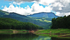 Coimbatore - Munnar - Alleppey - Cochin - Coimbatore