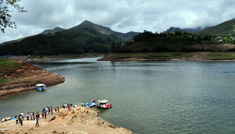 Coimbatore - Munnar - Alleppey - Coimbatore